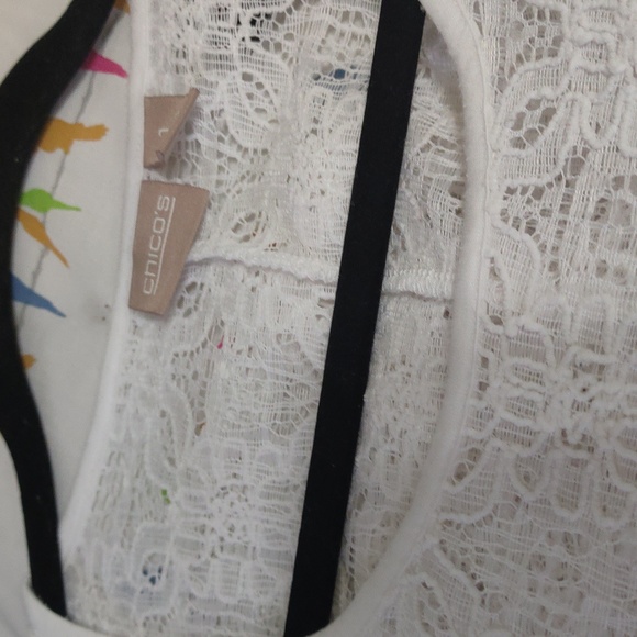 Chico's White Lace Tops 1 (M) - Picture 5 of 6